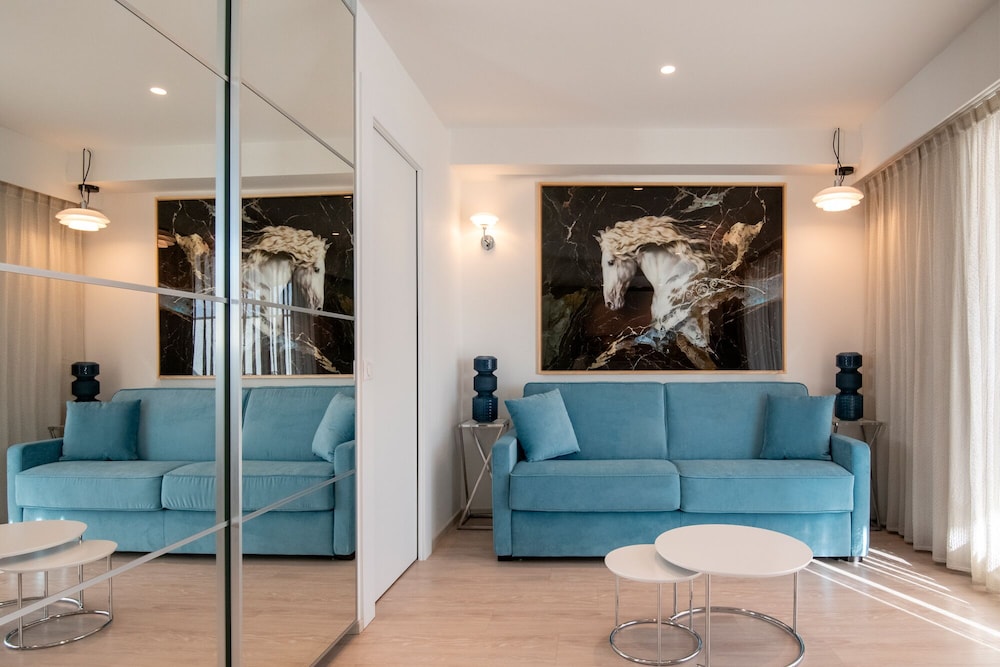 Panoramic Studio