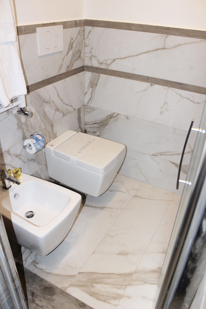 Deluxe Double Room, Non Smoking, Sea View - Photo 10