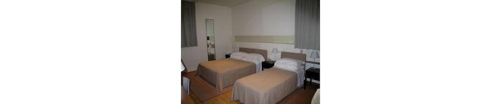 Triple Room photo 3