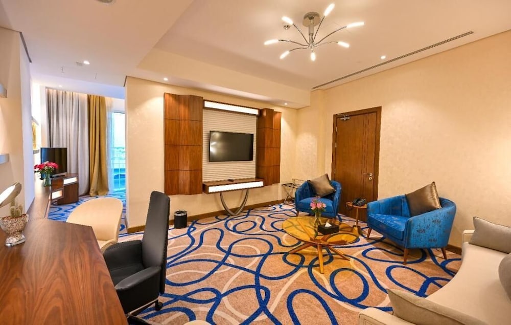 Executive Suite