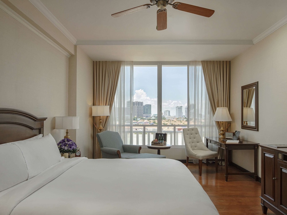Superior Room, 1 King Bed - Photo 1