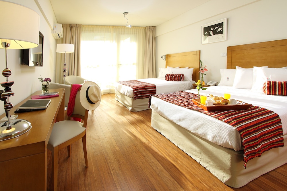 Deluxe Room, Accessible photo 2