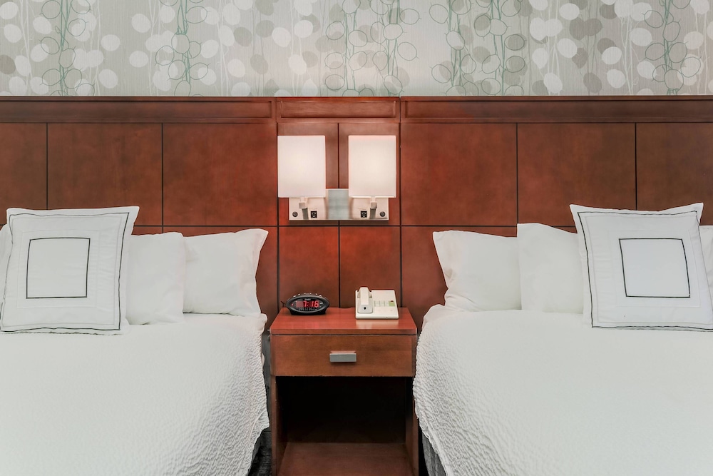 Room, 2 Double Beds (Mobility Accessible, Roll-In Shower) - Photo 1