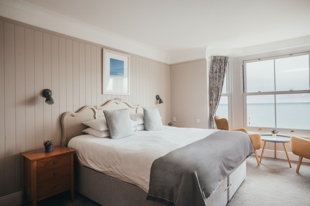 Superior Double or Twin Room, Ensuite, Sea View (1st Floor)