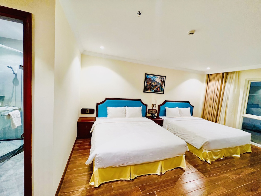 Superior Quadruple Room photo 3
