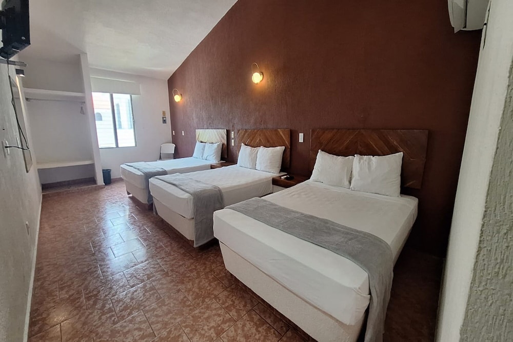 Standard Triple Room, Multiple Beds