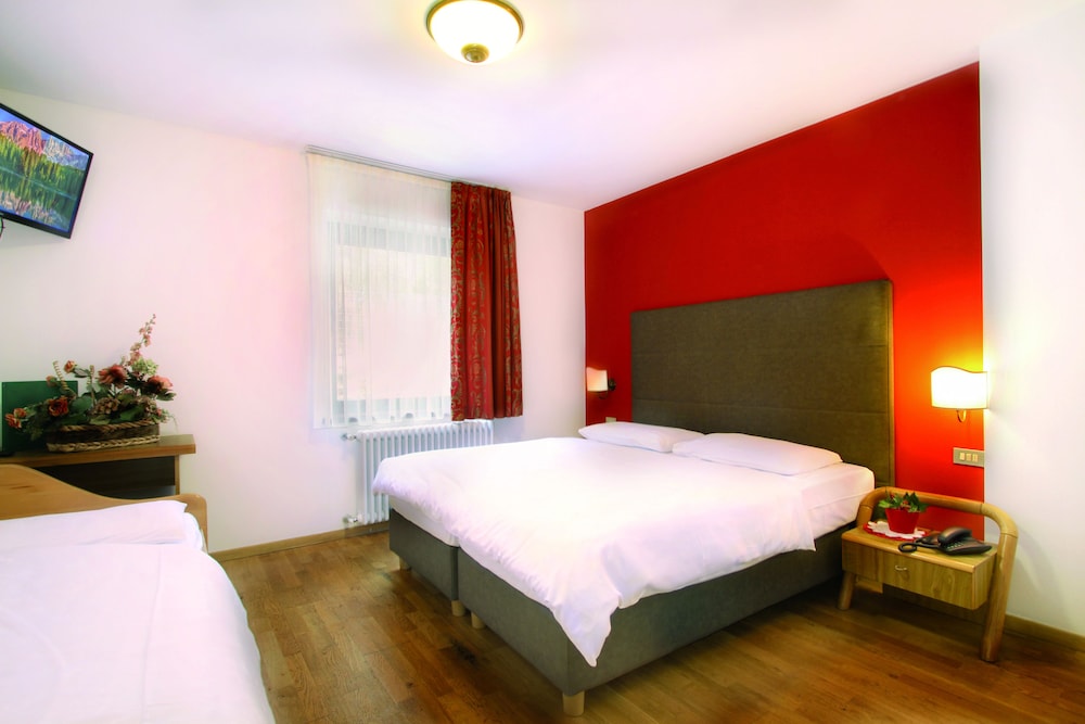 Classic Double or Twin Room