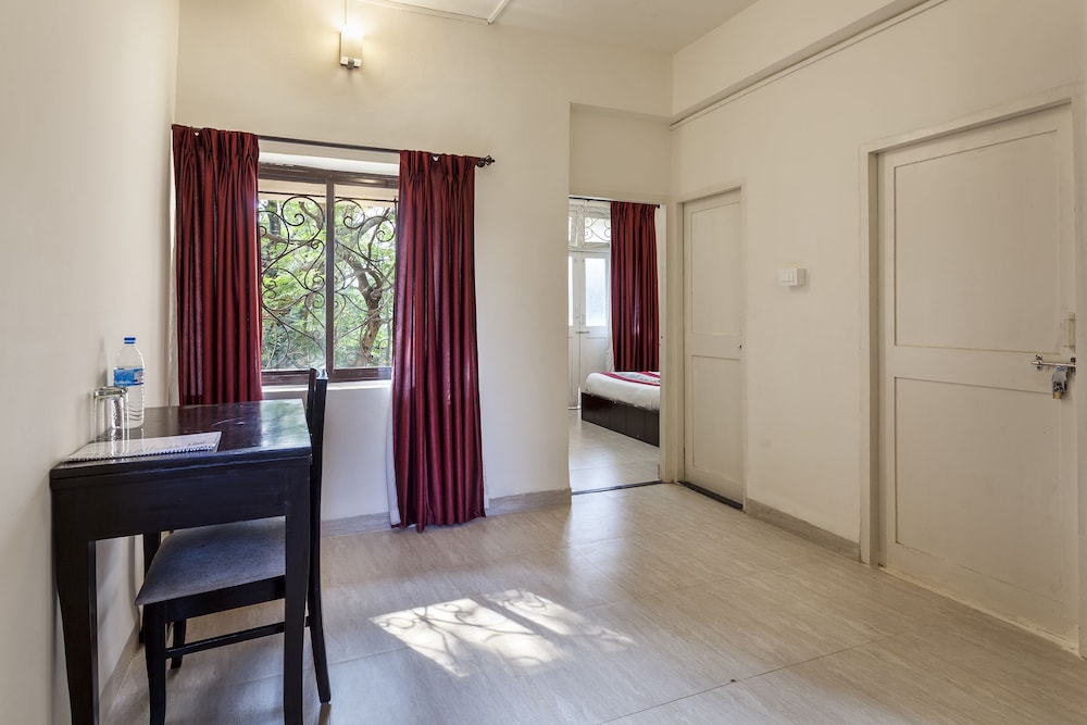 Suite, 1 King Bed