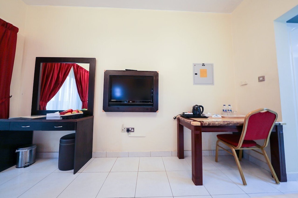 Deluxe Apartment, 1 Bedroom, City View photo 3