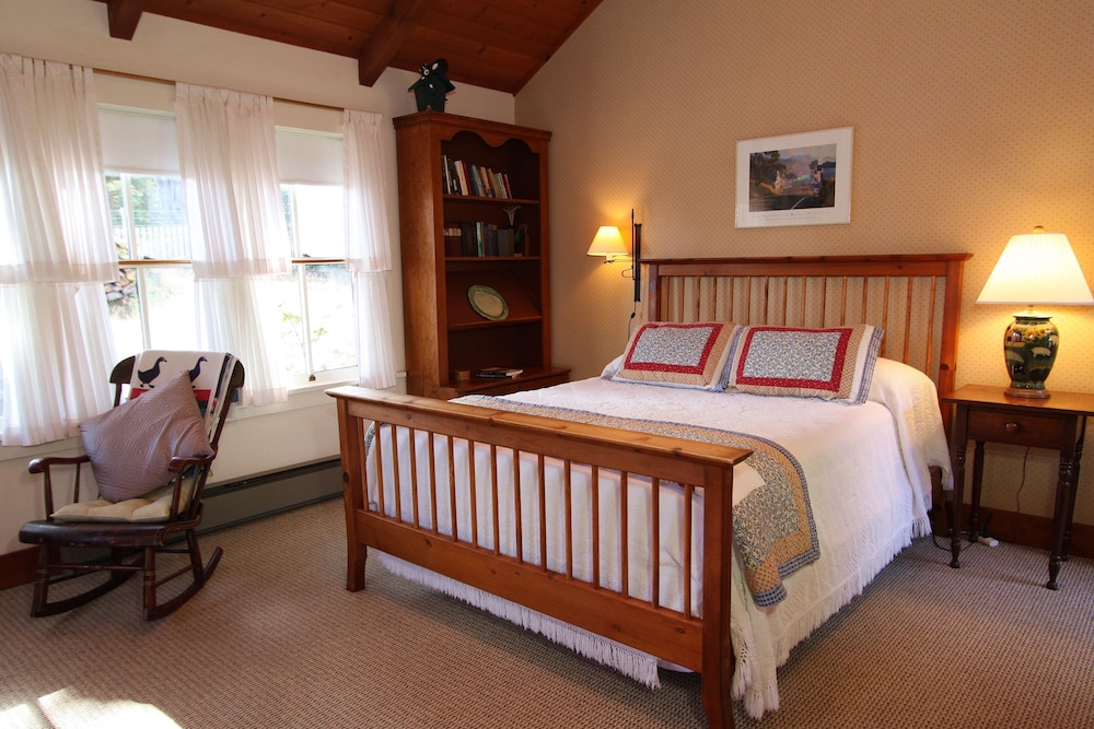 Comfort Double Room, 1 King Bed, Fireplace photo 1