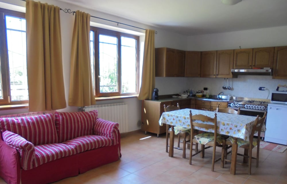 Triple Room, Accessible photo 2