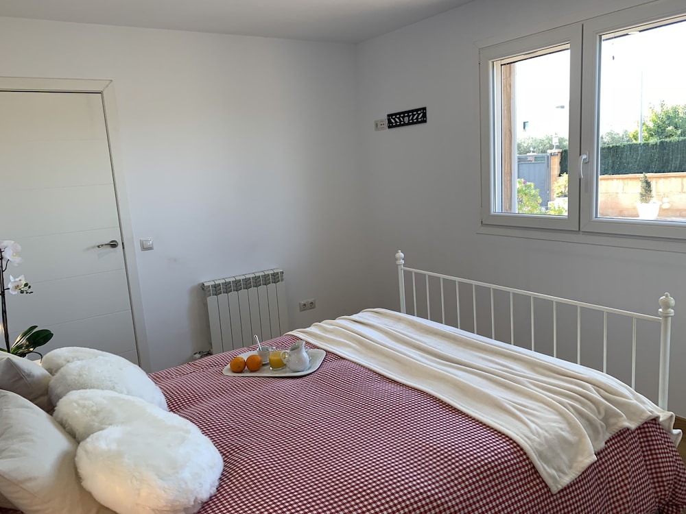 Villa Familiar, 3 Habitaciones, Piscina Privada, Vista a la Montaña