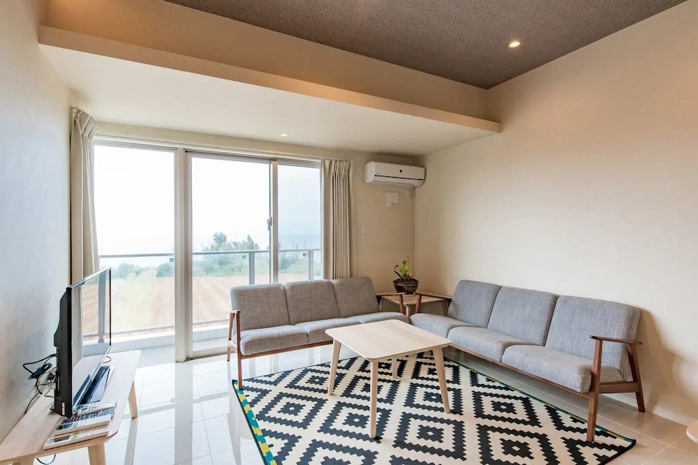 Condo photo 1