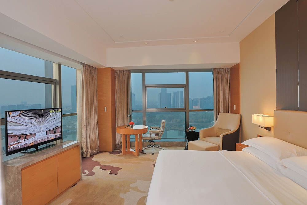 Lake View King Room photo 1