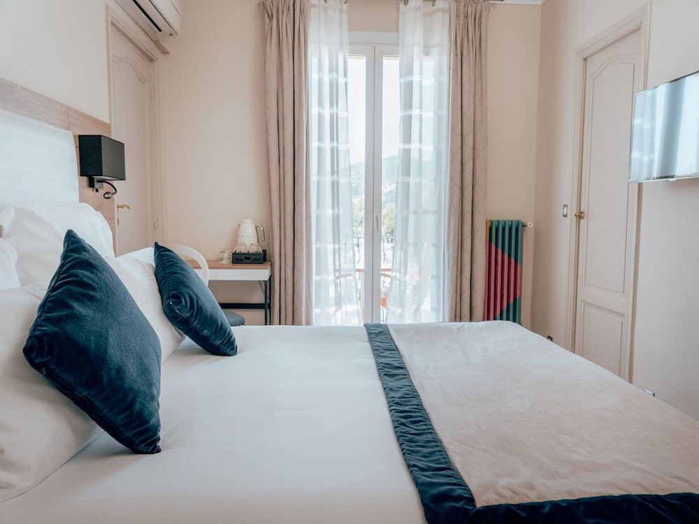 Classic Room - Photo 1