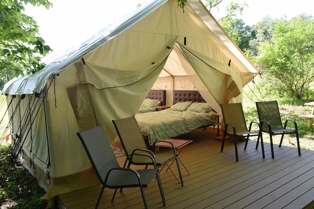 Luxury Tent, 2 Queen Beds photo 1