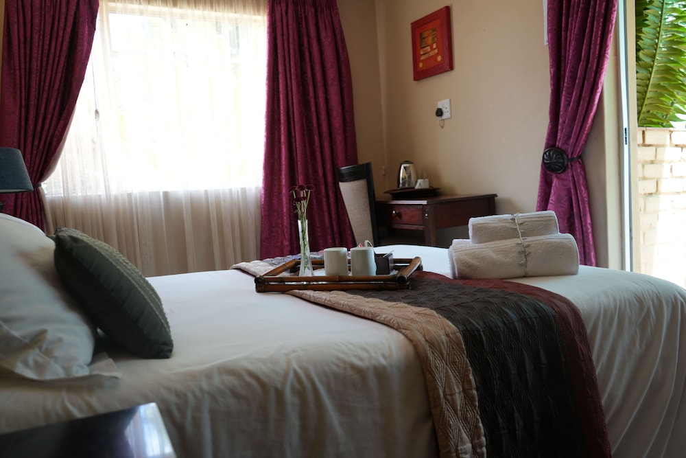 Standard Single Room, Garden View photo 3