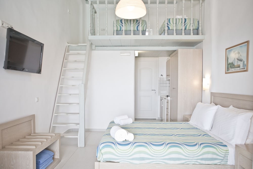 Studio (Split Level) photo 1