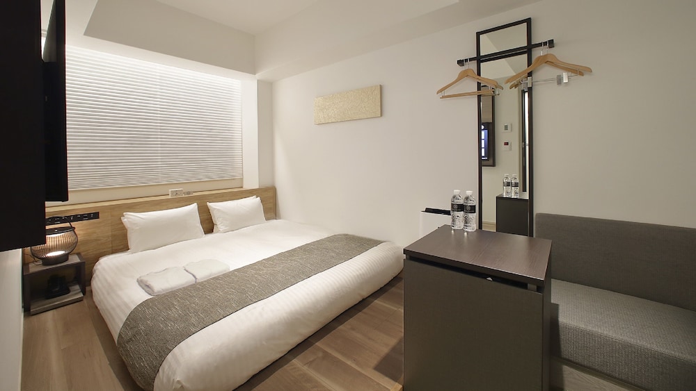 Standard King Japanese-Style Room