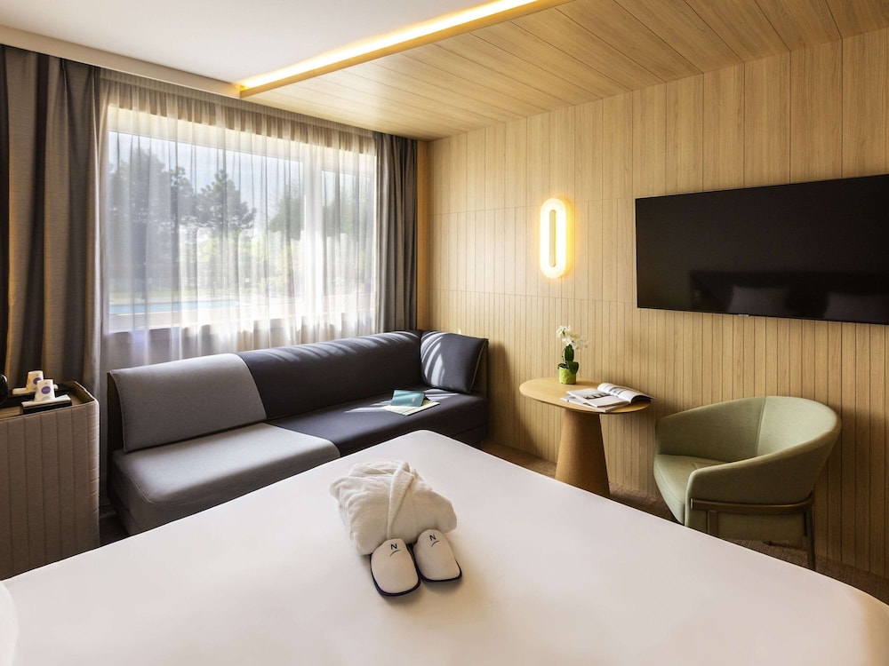 Executive Room, Multiple Beds - Photo 1