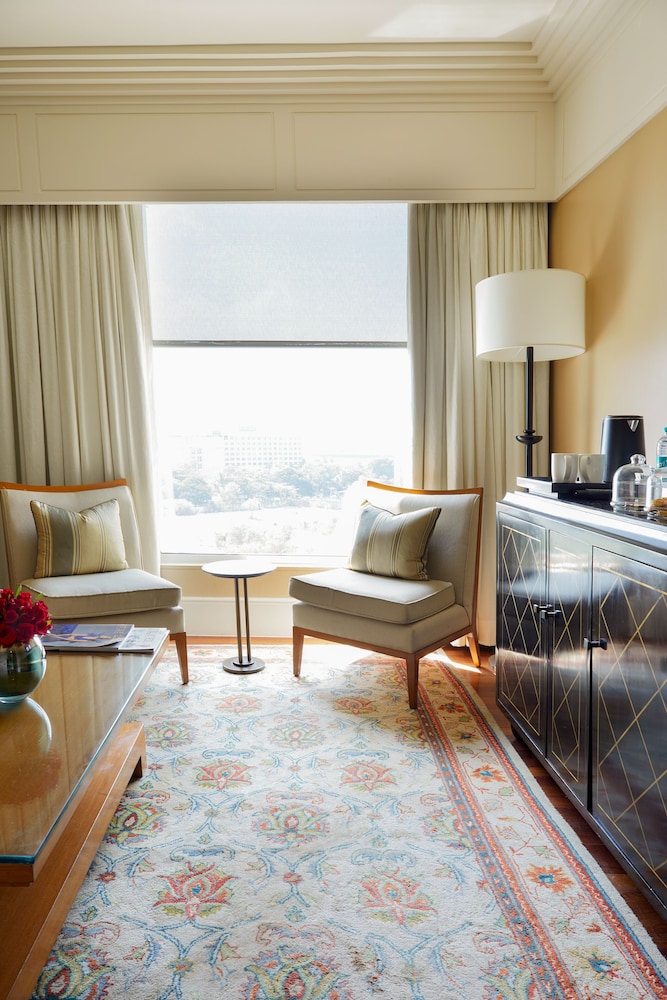 Leela Executive Suite - Photo 4