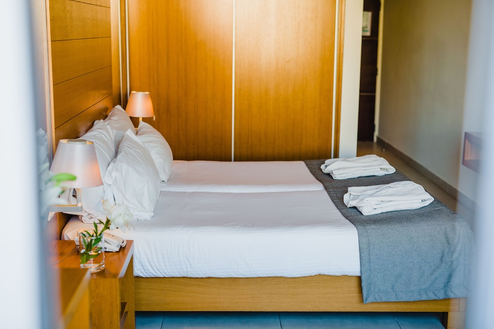 Deluxe Room, Terrace - Photo 10