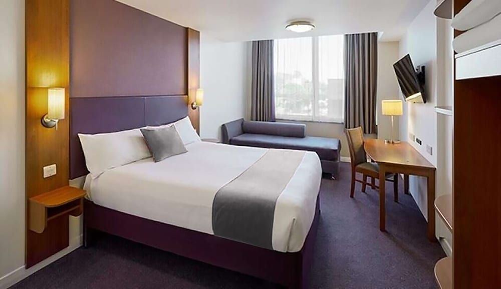 Deluxe Room, 1 Double Bed, Non Smoking - Photo 1