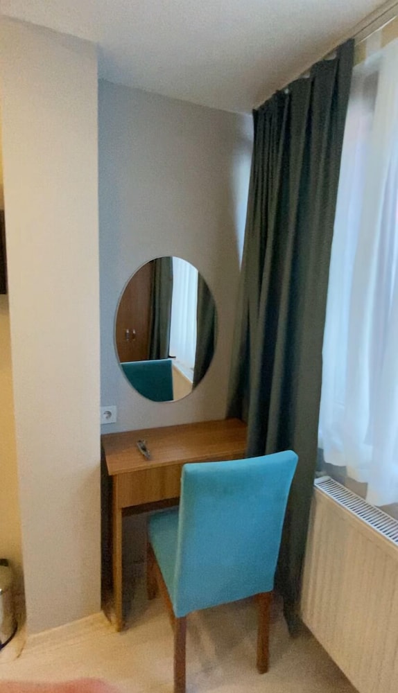 Basic Single Room photo 2