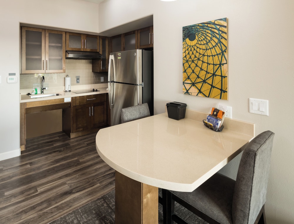 Suite, 1 Bedroom, Accessible Bathtub, Kitchen (Communications)