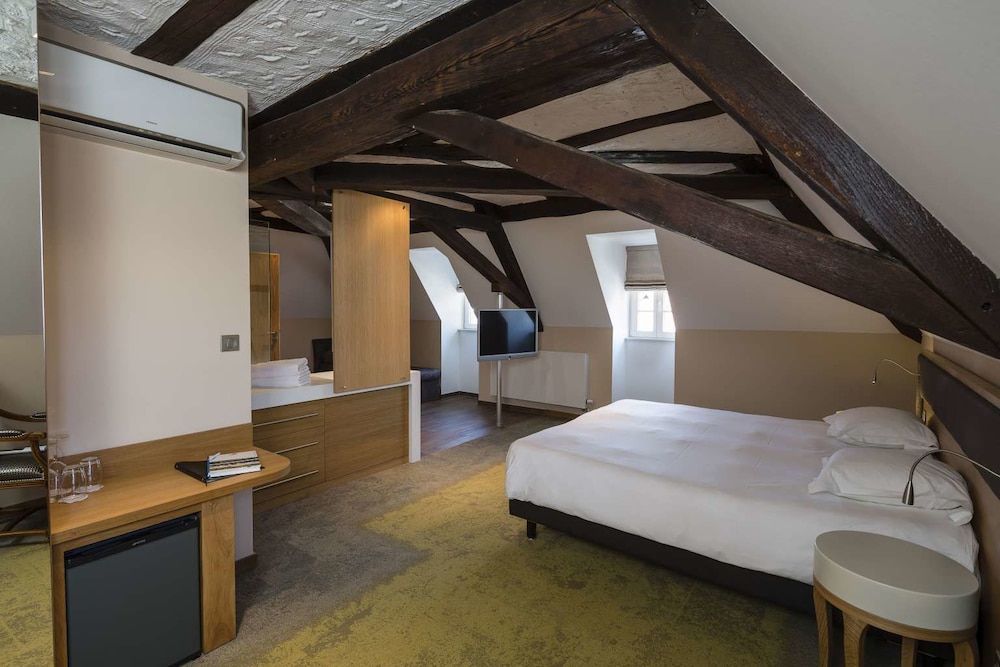 Double Room (Cheval Blanc)