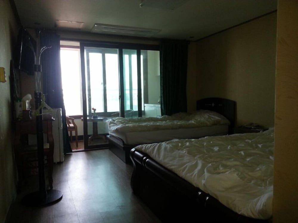 Twin Room, Ocean View photo 3