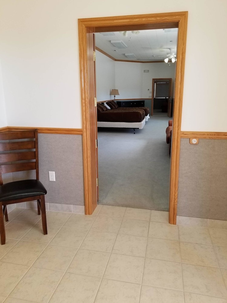 Panoramic Suite, 2 Bedrooms, Patio, Mountain View photo 3