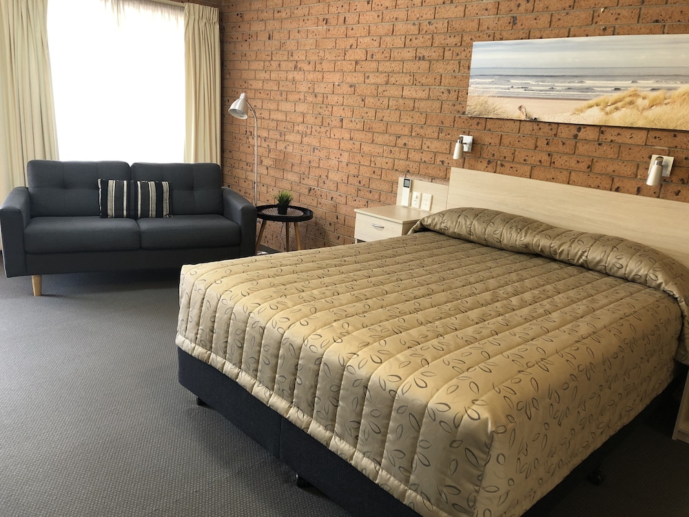 Standard Room (Standard Double) photo 2