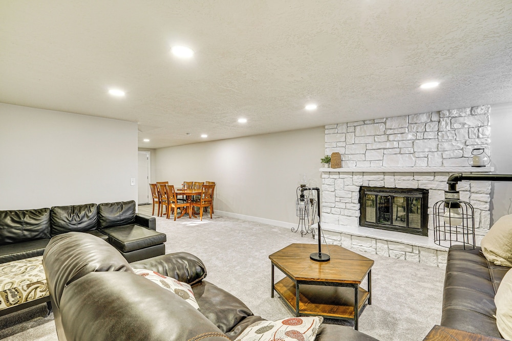 Apartment (2 Bedrooms)