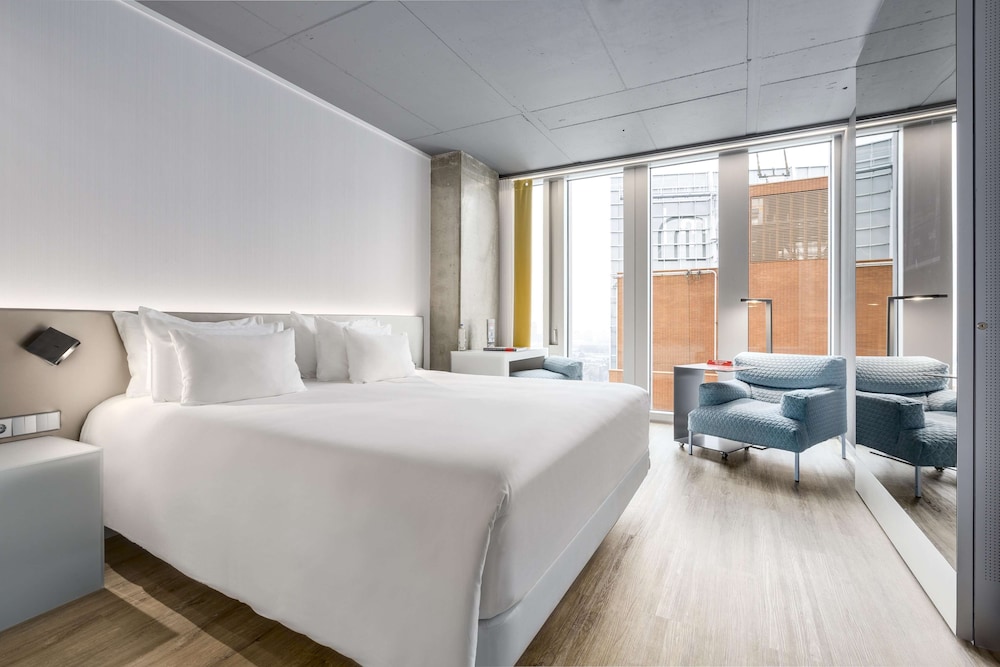 Superior Room (Nhow) photo 3