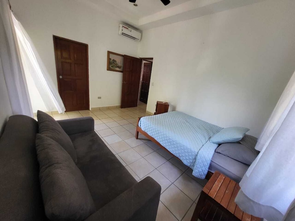 Condo, 3 Bedrooms, Garden Area photo 1