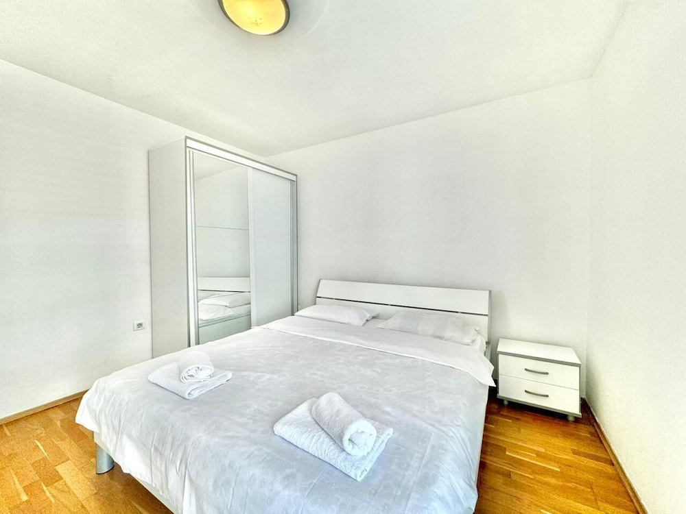 Comfort Apartment, Balcony, Mountain View photo 3