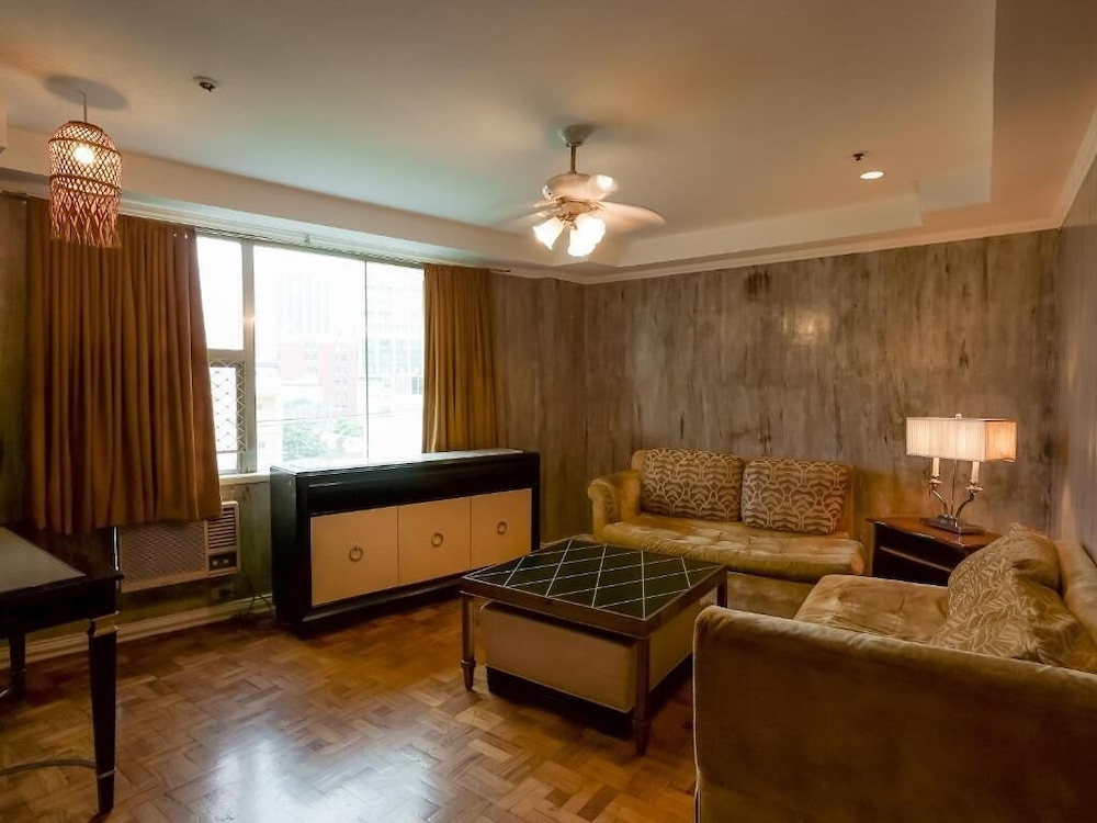 Studio Suite photo 2