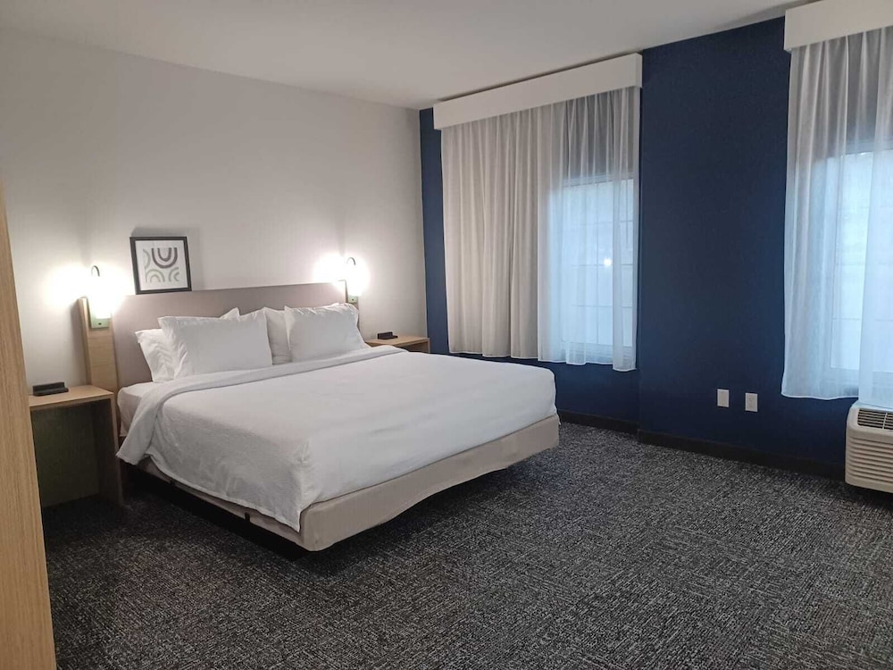 Room, 1 King Bed - Photo 1