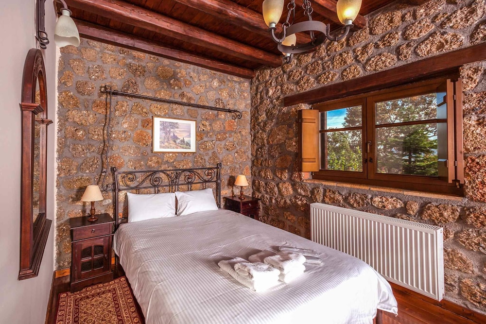 Double Room, Jetted Tub