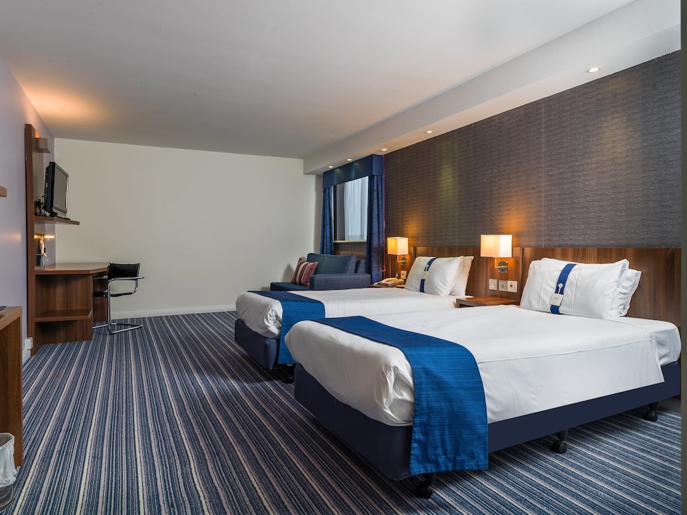 Standard Room, Multiple Beds, Accessible photo 2