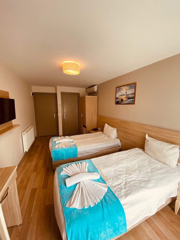 Standard Double or Twin Room, 1 Double Bed photo 2