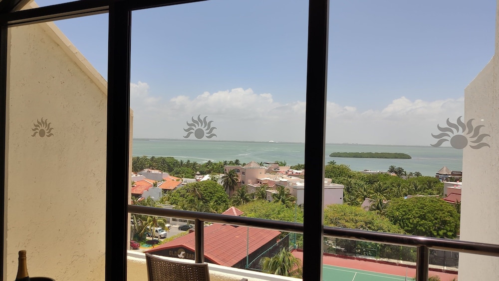 Deluxe Room, Lagoon View photo 3