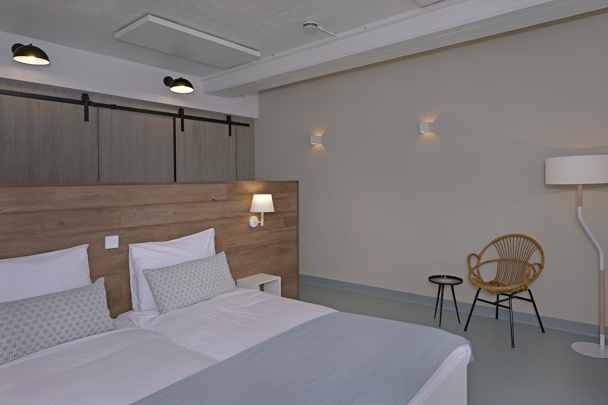 Double Room, Beachfront photo 1