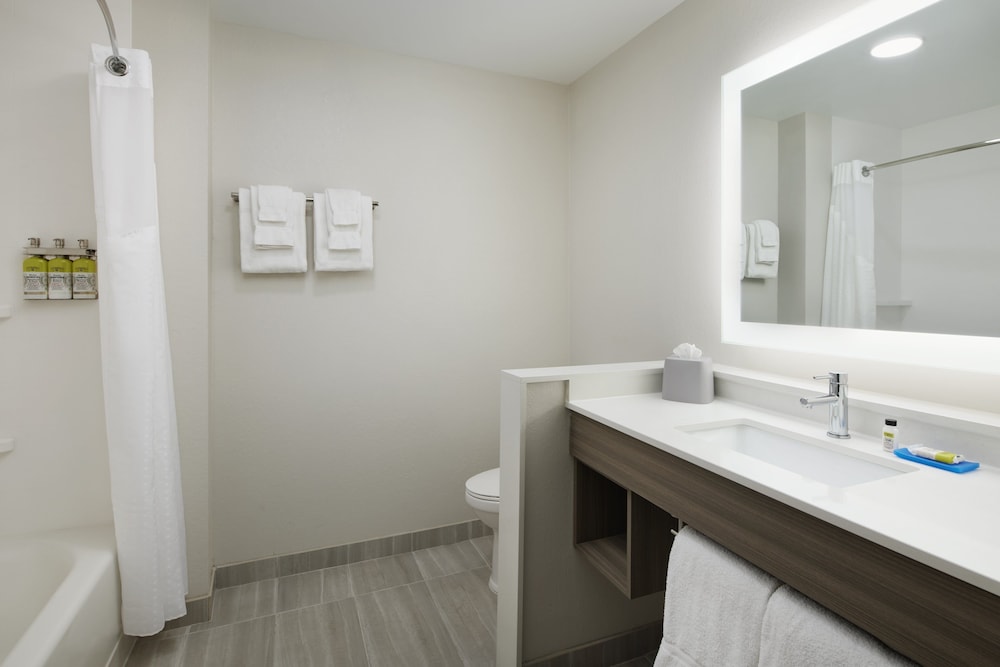 Suite, 2 Queen Beds