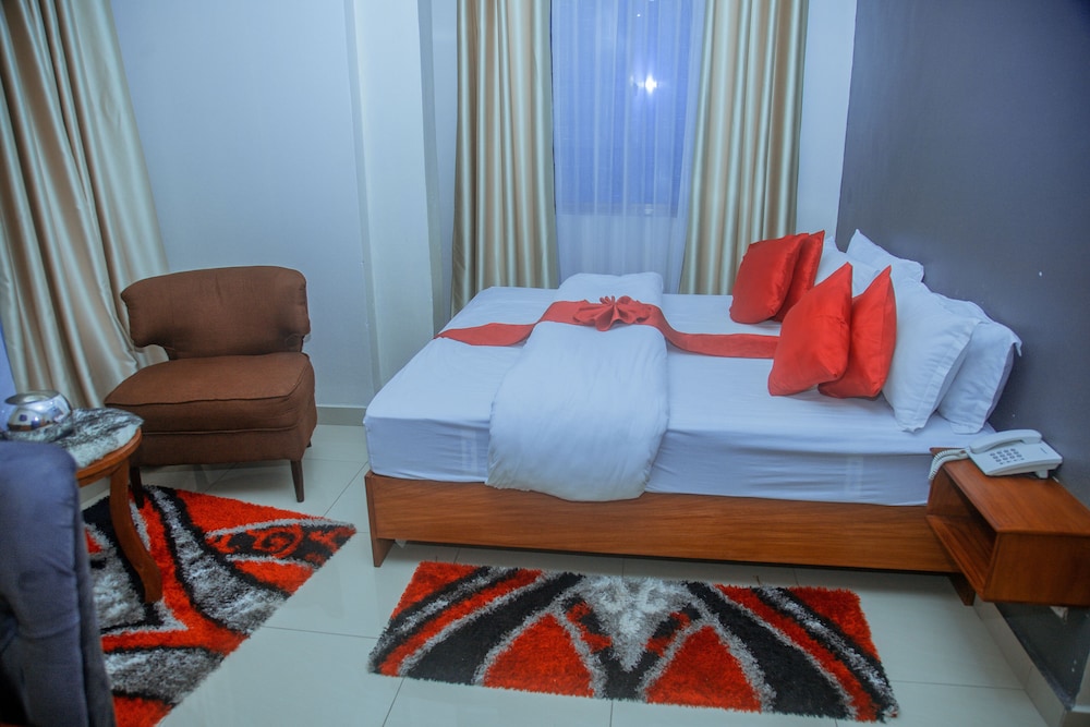 Deluxe Suite