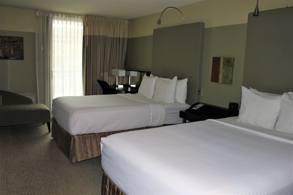 Standard Room, 2 Double Beds, Balcony - Photo 2