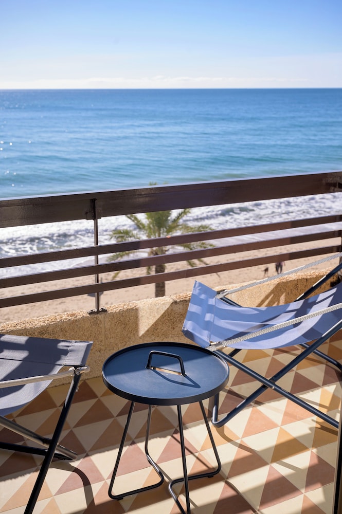 Deluxe Room, Sea View - Photo 1