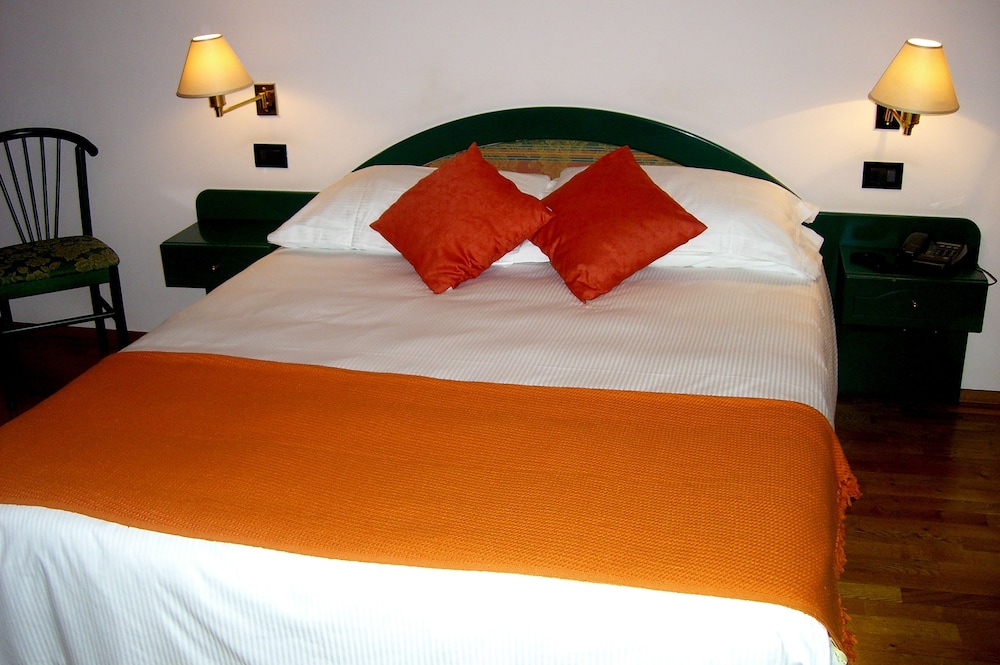 Double Or Twin Room photo 2