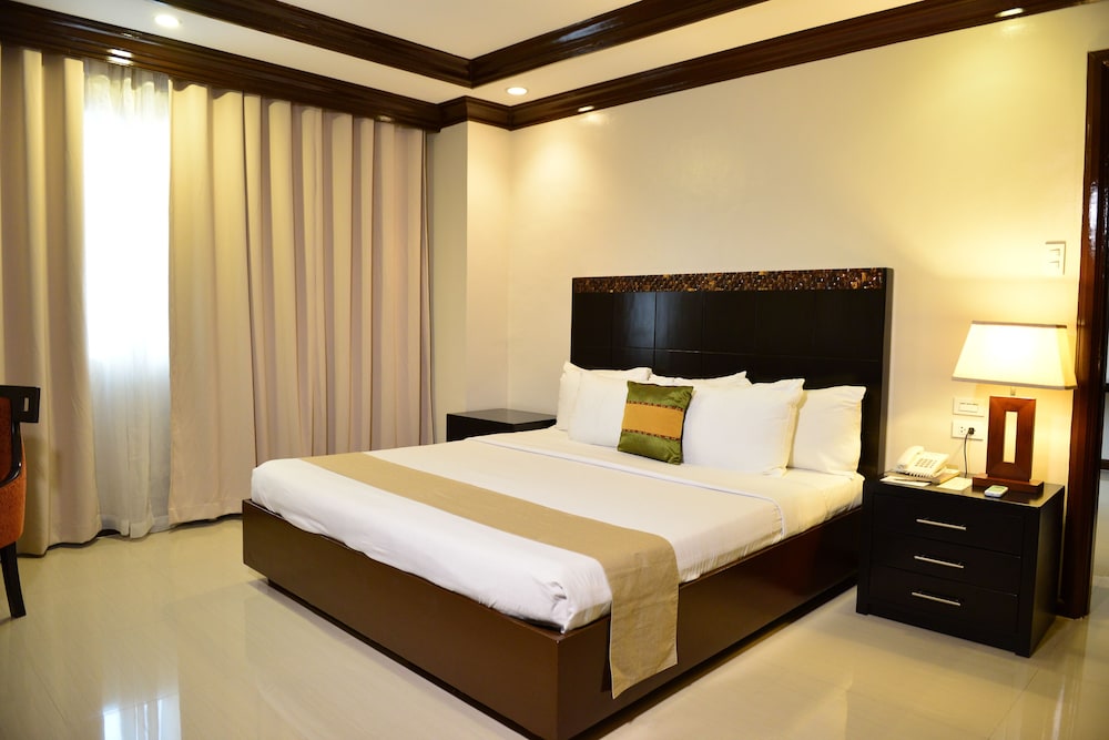 Executive Room - Photo 3